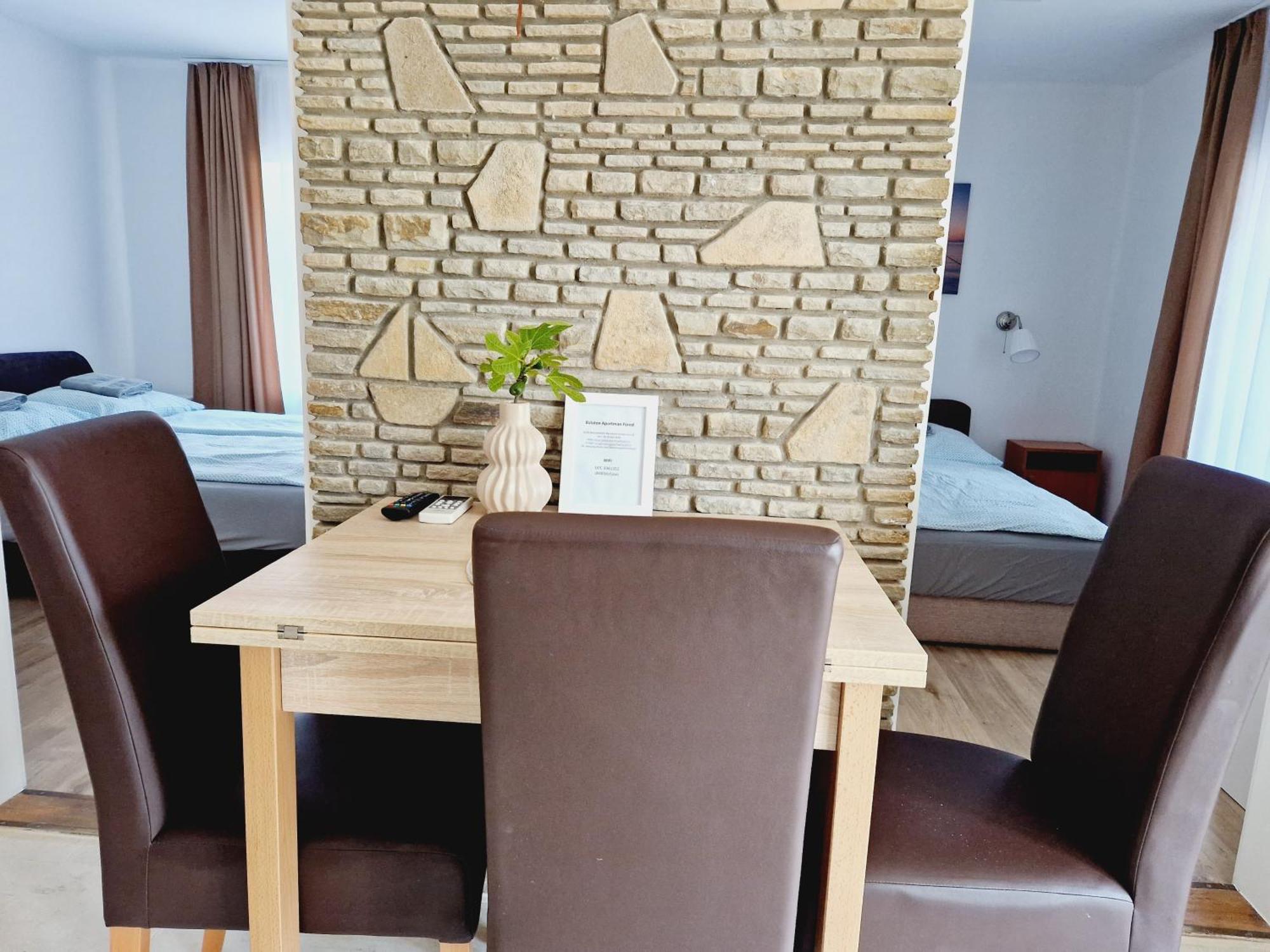 Balaton Apartman Fuered Balatonfüred Екстериор снимка