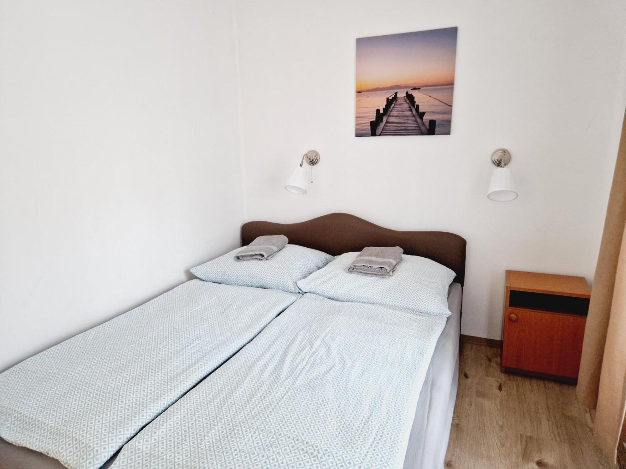 Balaton Apartman Fuered Balatonfüred Екстериор снимка